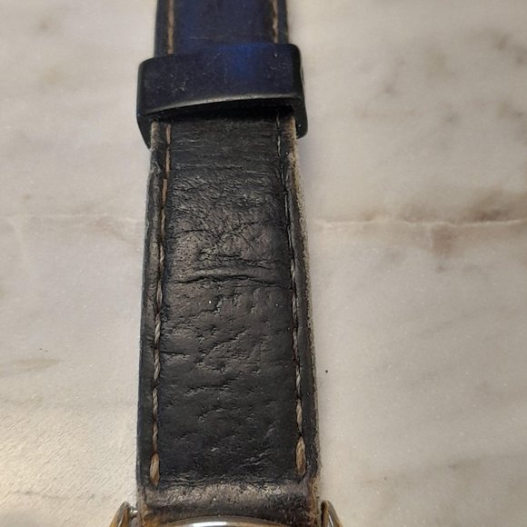 Vintage Lorus Quartz Mickey Mouse Disney Watch Y975-6A20 New Battery - Picture 4 of 10